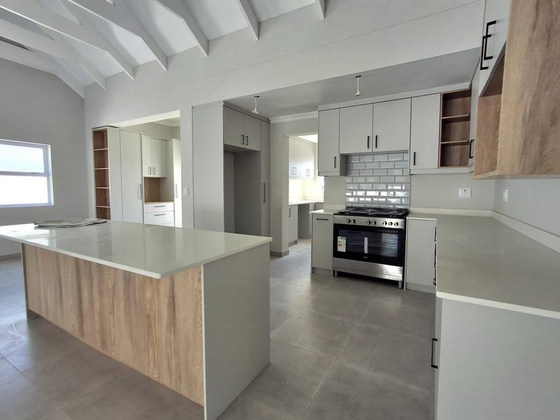 3 Bedroom Property for Sale in Shelley Point Western Cape